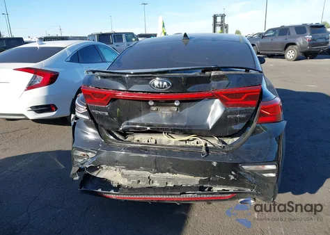 2021 Kia Forte Gt-Line z USA, uszkodzony, nr VIN 3KPF34AD9ME412506
